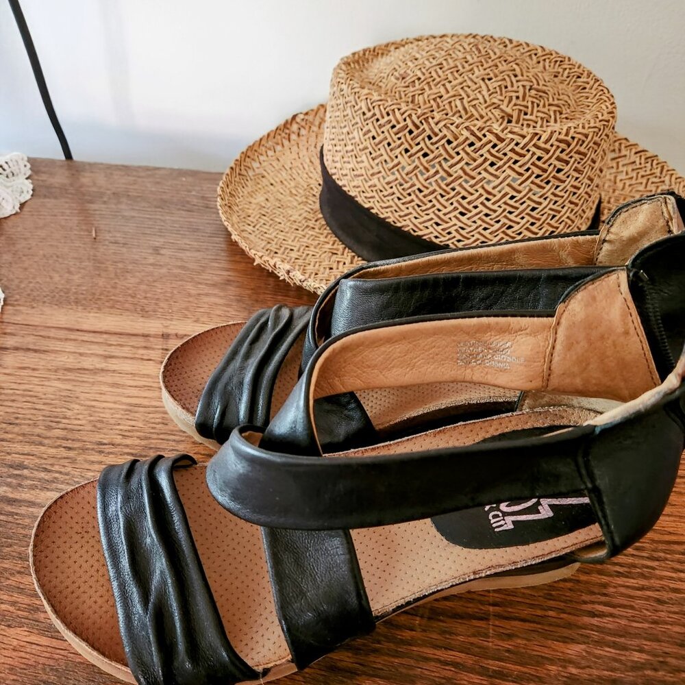Miz Mooz Leather Heeled Black Sandals - Cassie size 38
